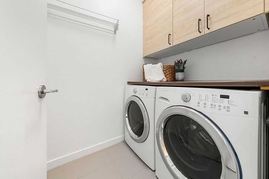 9 433 Seymour River Place North Vancouver, BC - 22