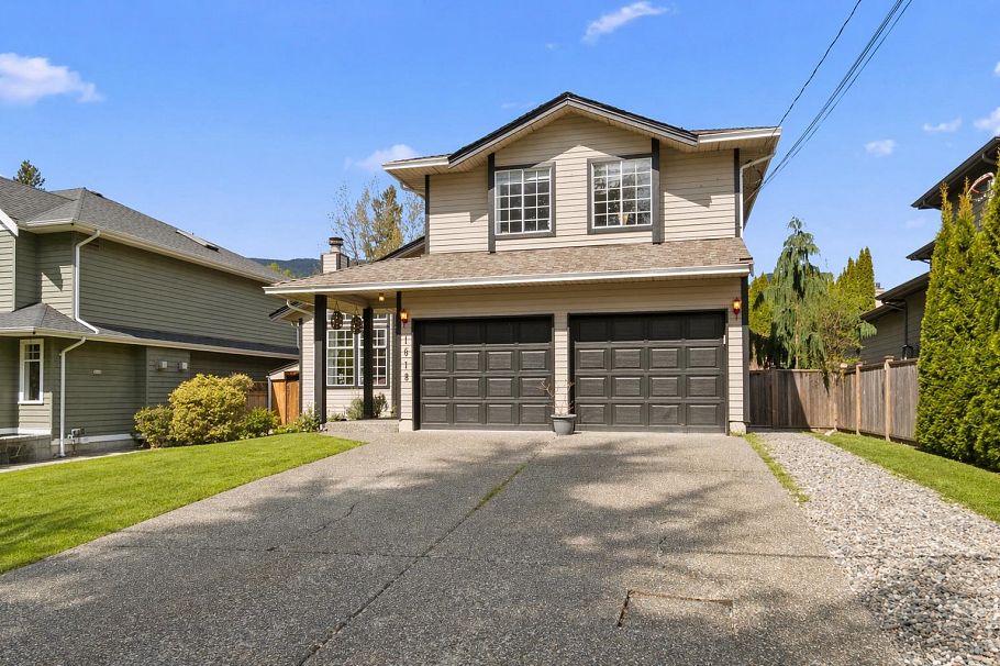 1618 Draycott Road North Vancouver, BC - 2