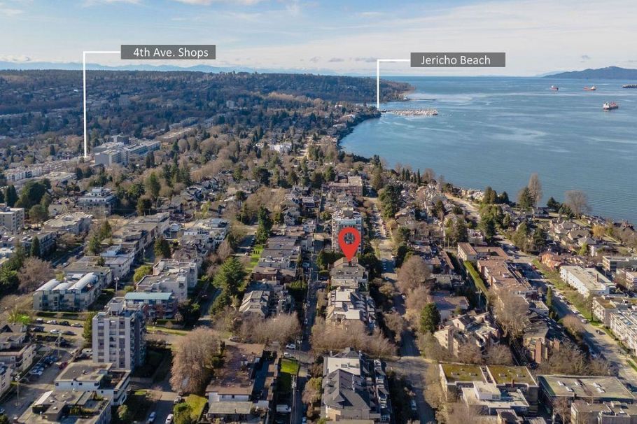 102 2458 York Avenue Vancouver, BC - 3