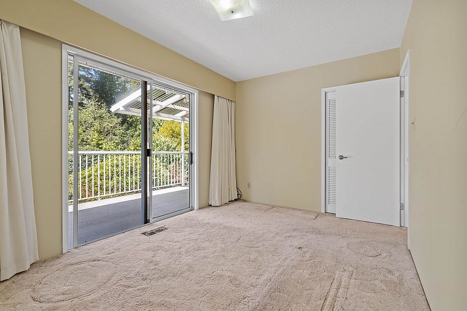 1189 Edgewood Place North Vancouver, BC - 11