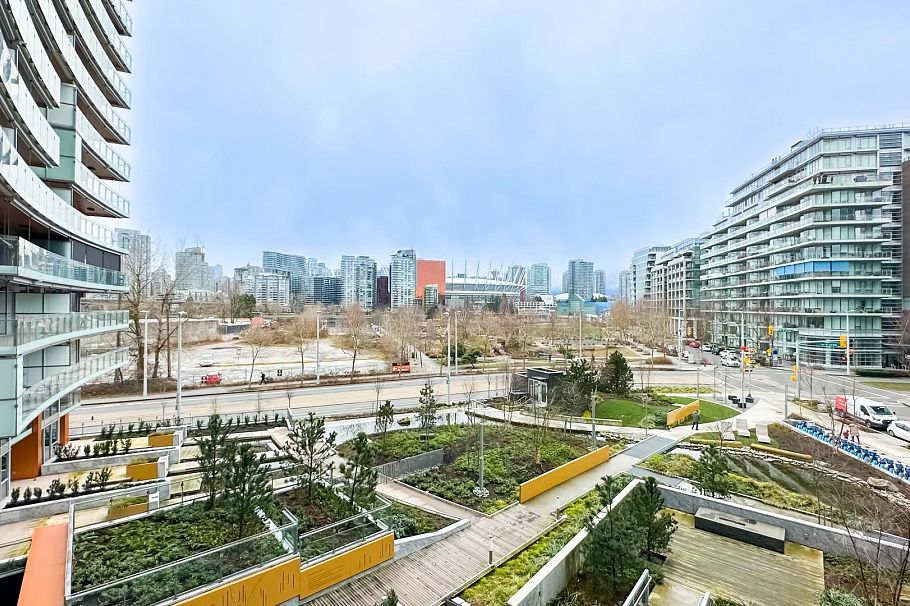 407 1768 Cook Street Vancouver, BC - 22