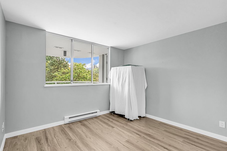 406 995 Roche Point Drive North Vancouver, BC - 19