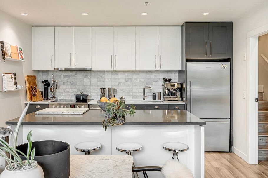 3431 Porter Street Vancouver, BC - 9