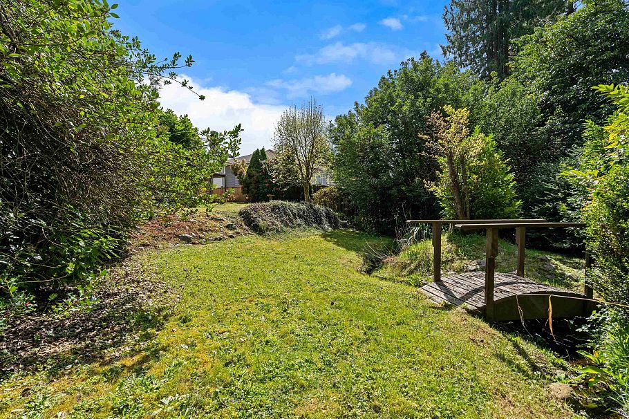 1189 Edgewood Place North Vancouver, BC - 27