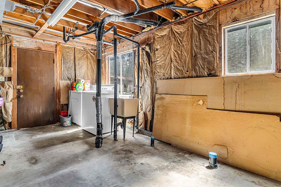 2553 Bendale Road North Vancouver, BC - 20