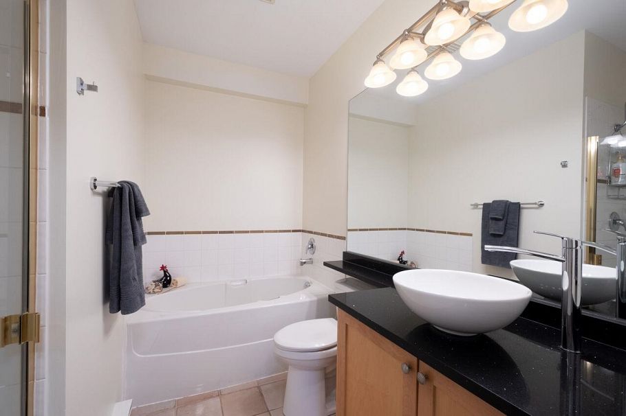 402 2080 E Kent Avenue South Vancouver, BC - 18