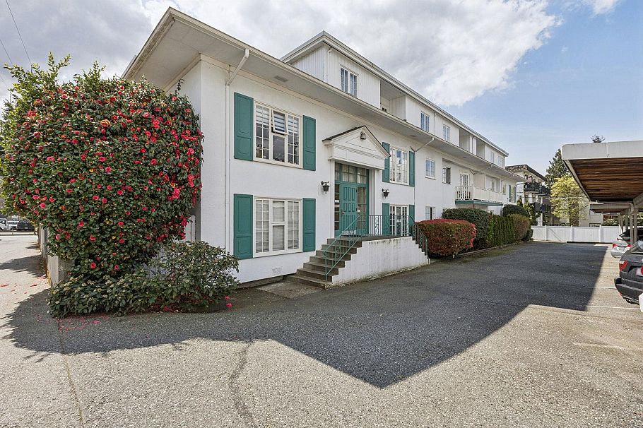 102 120 W 17th Street North Vancouver, BC - 18