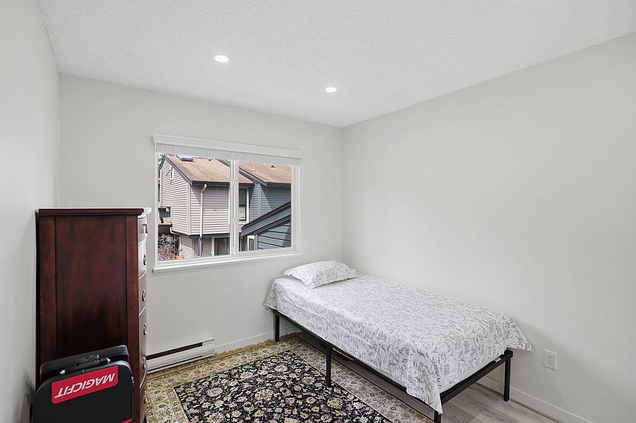 7506 Westbank Place Vancouver, BC - 17