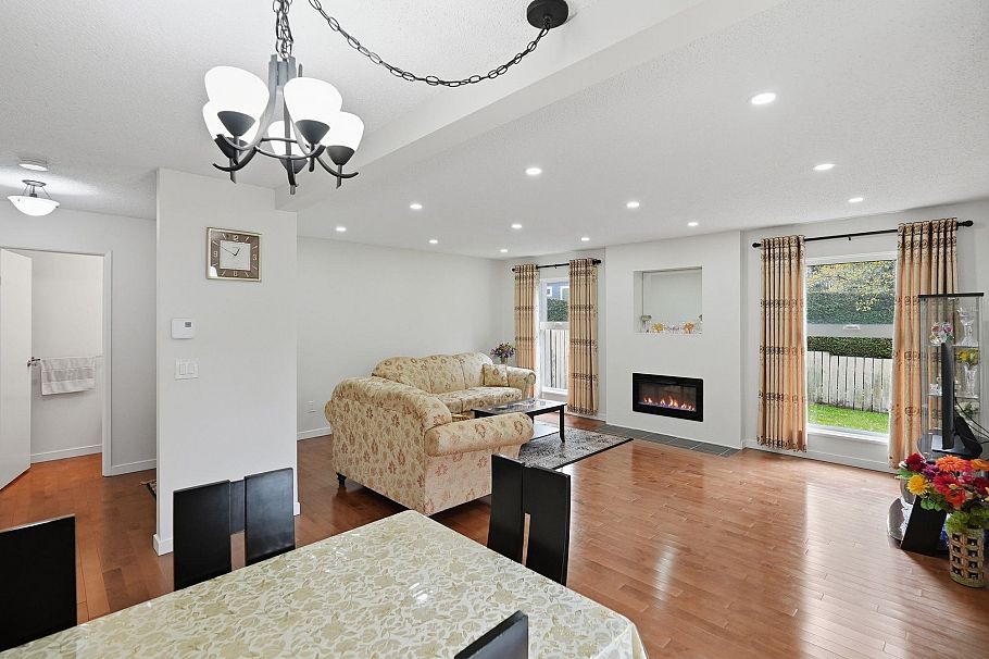 7506 Westbank Place Vancouver, BC - 3