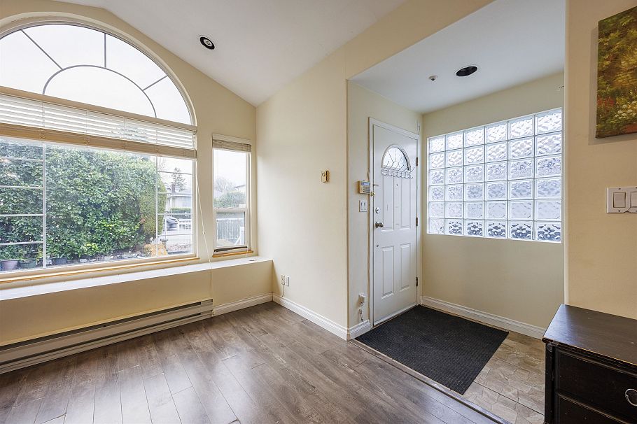 4774 Knight Street Vancouver, BC - 7