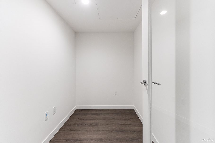 1009 5685 Halley Avenue Burnaby, BC - 9