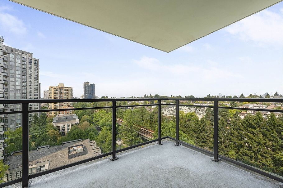 1203 3660 Vanness Avenue Vancouver, BC - 14