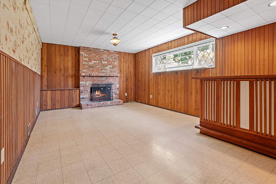 1189 Edgewood Place North Vancouver, BC - 23