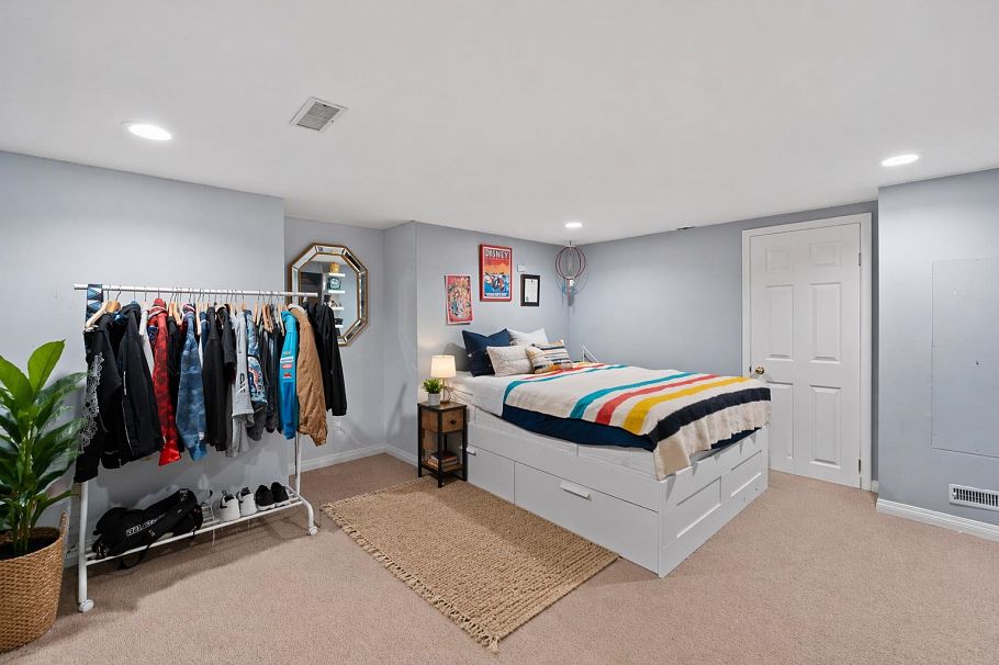 1618 Draycott Road North Vancouver, BC - 29