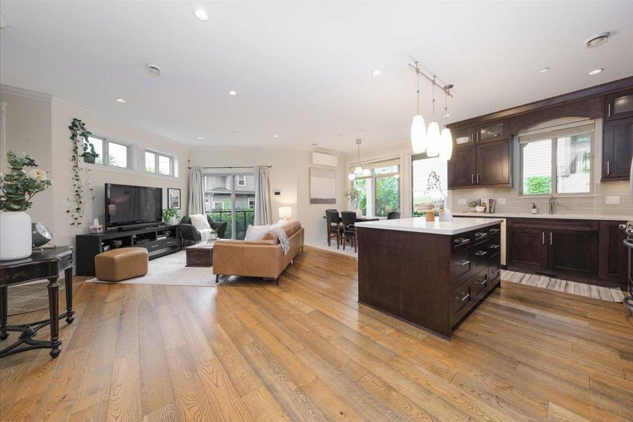 640 W 15th Street North Vancouver, BC - 6