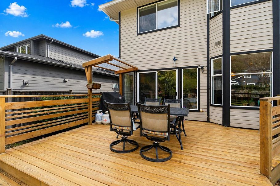 1618 Draycott Road North Vancouver, BC - 35