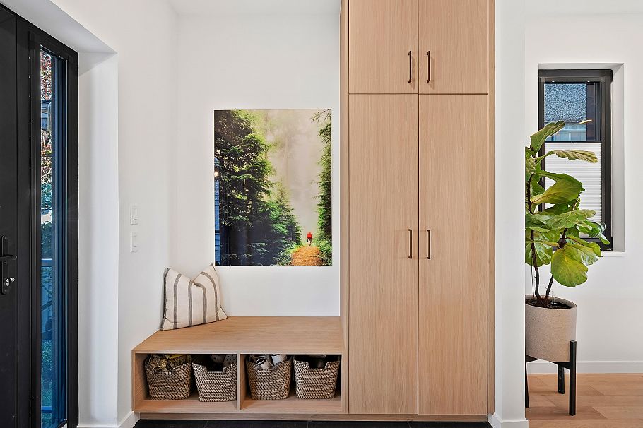 1331 Cotton Drive Vancouver, BC - 2