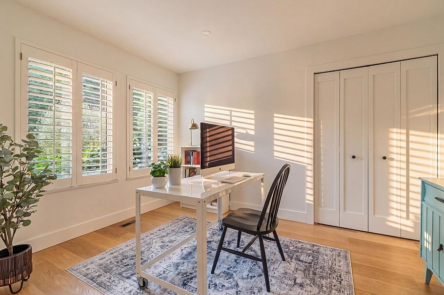 999 Canyon Boulevard North Vancouver, BC - 13