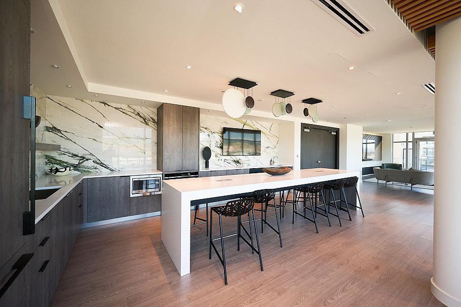 807 755 Harbourside Drive North Vancouver, BC - 33