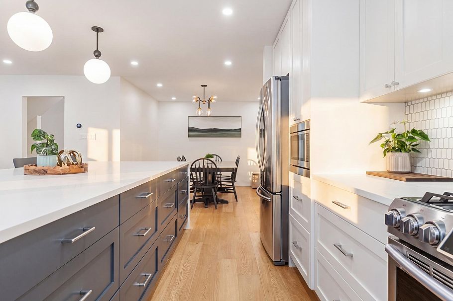 999 Canyon Boulevard North Vancouver, BC - 9