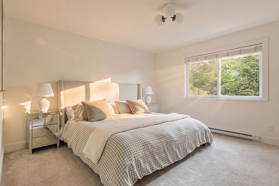 999 Canyon Boulevard North Vancouver, BC - 16