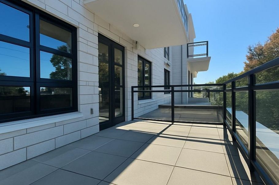 306 6168 East Boulevard Vancouver, BC - 28