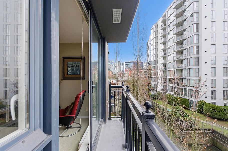 502 1650 W 7th Avenue Vancouver, BC - 16