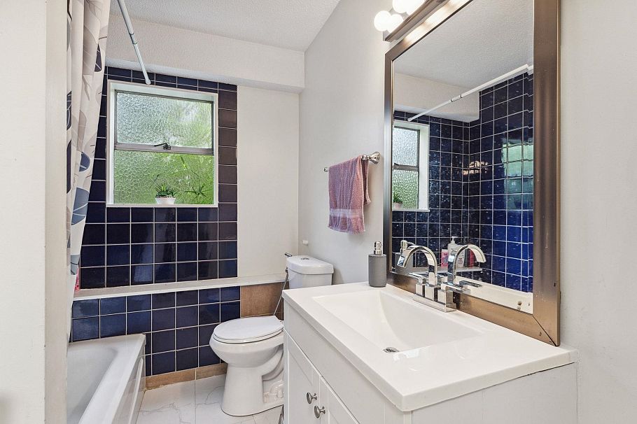 1949 Mahon Avenue North Vancouver, BC - 20