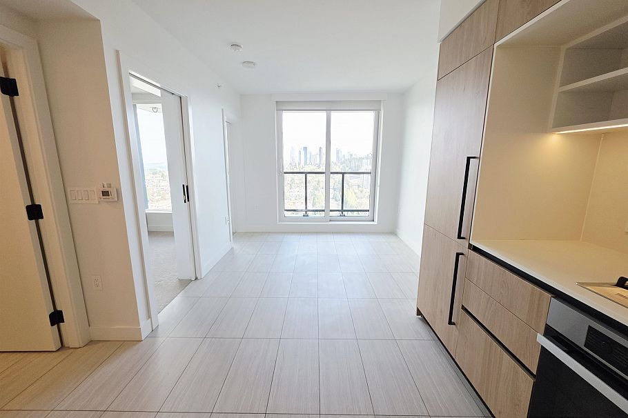 2405 5058 Joyce Street Vancouver, BC - 3