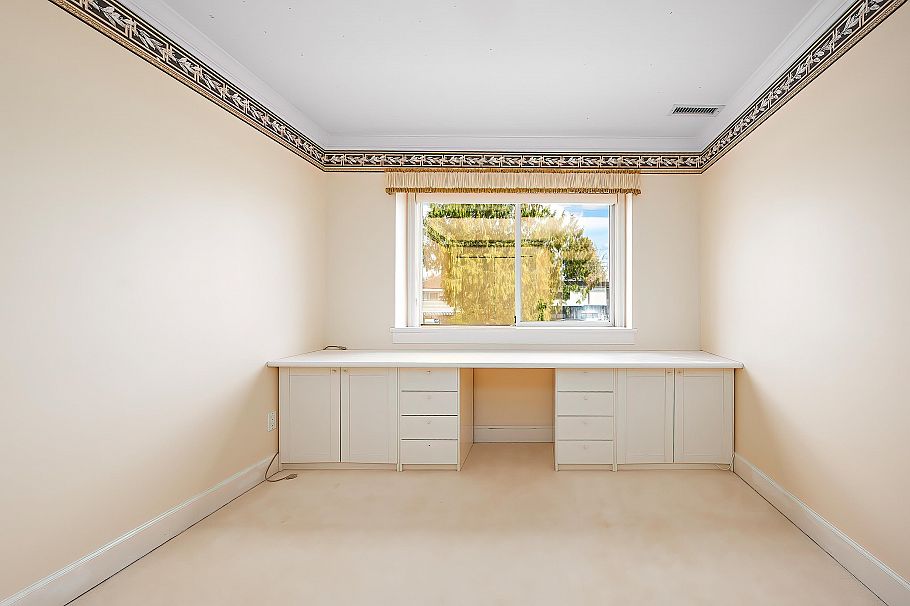 2039 W 62 Avenue Vancouver, BC - 18