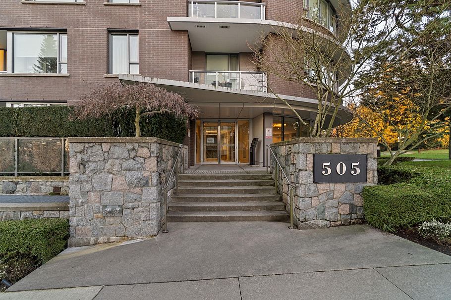 306 505 W 30th Avenue Vancouver, BC - 25