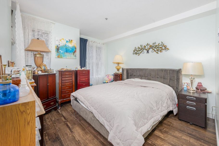 D 3439 E 43rd Avenue Vancouver, BC - 18