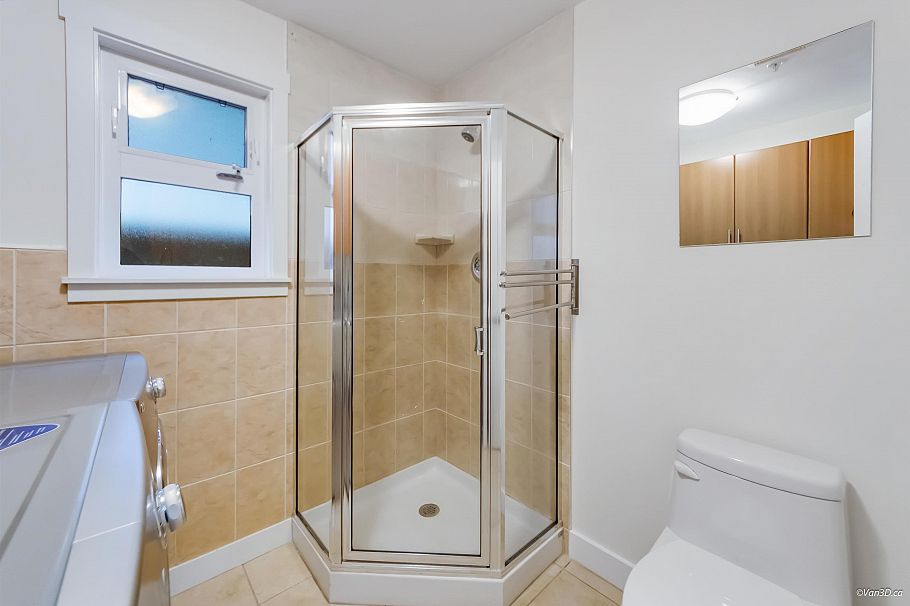 6167 Commercial Street Vancouver, BC - 20