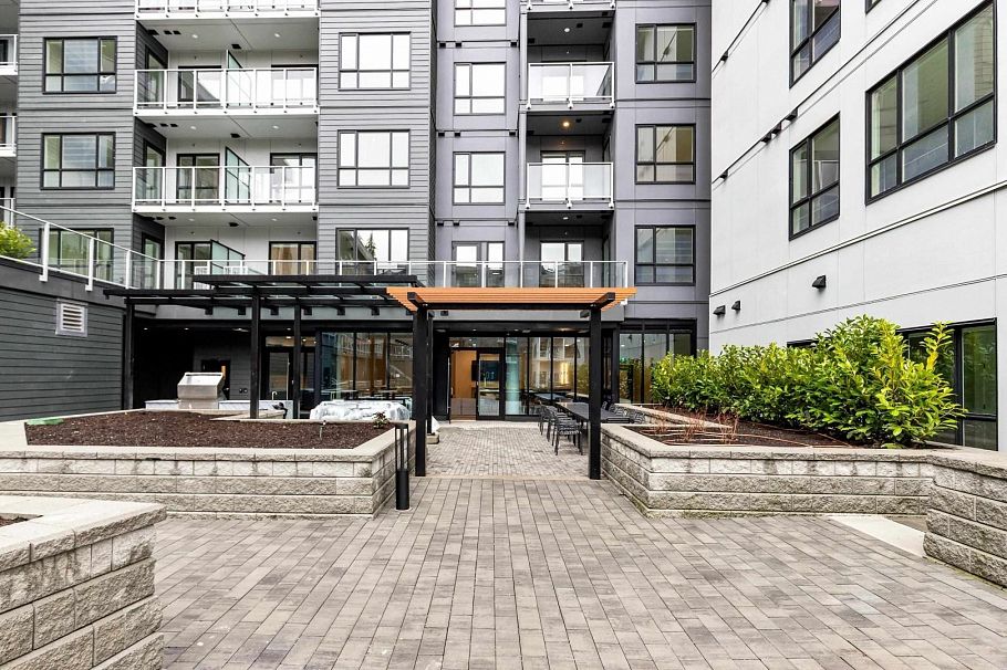 101 3596 Malsum Drive North Vancouver, BC - 29