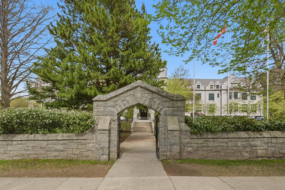 6150 Blenheim Street Vancouver, BC - 24