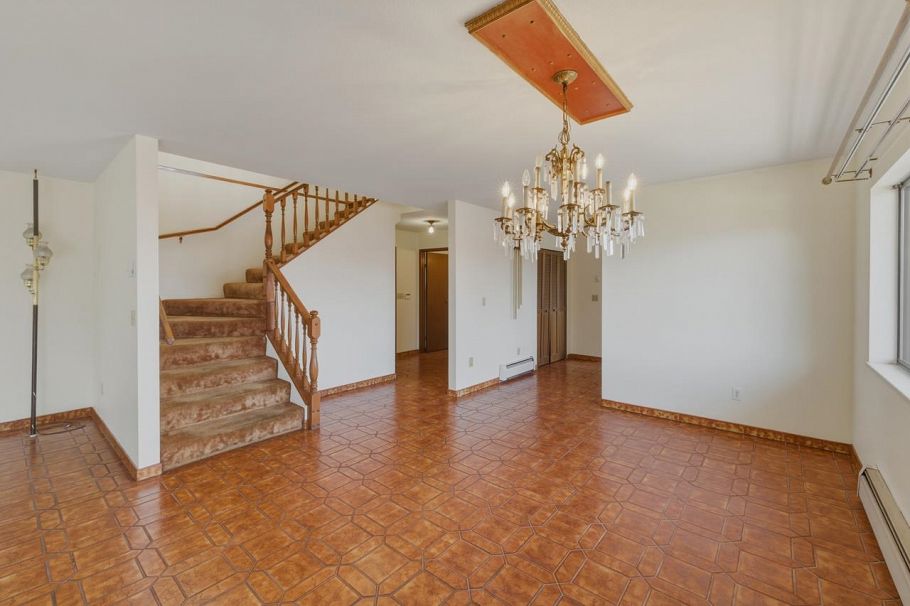 370 N Kootenay Street Vancouver, BC - 8