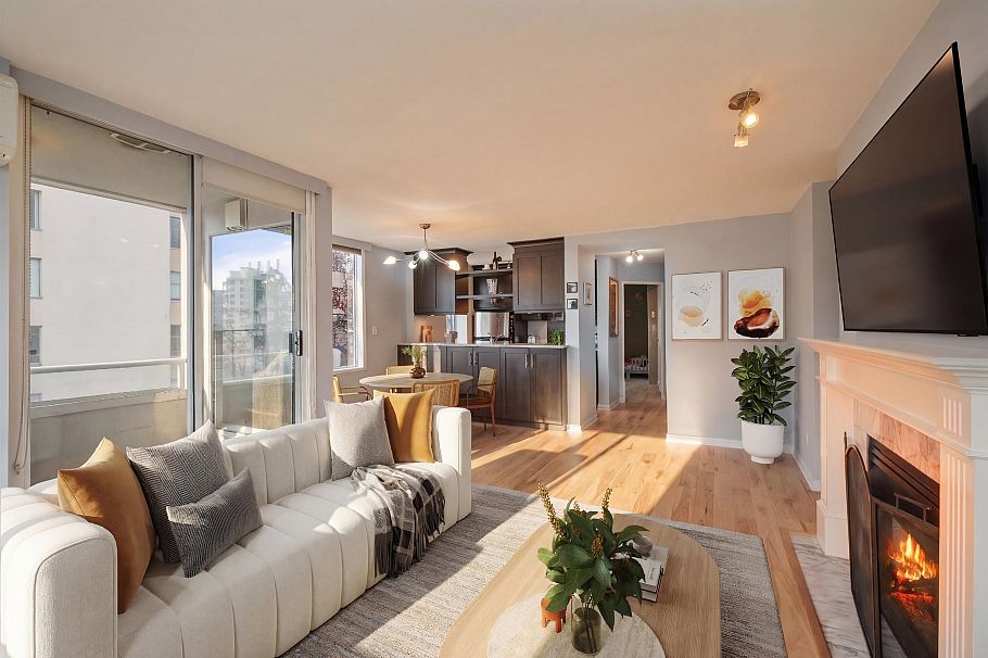 403 1436 Harwood Street Vancouver, BC - 2