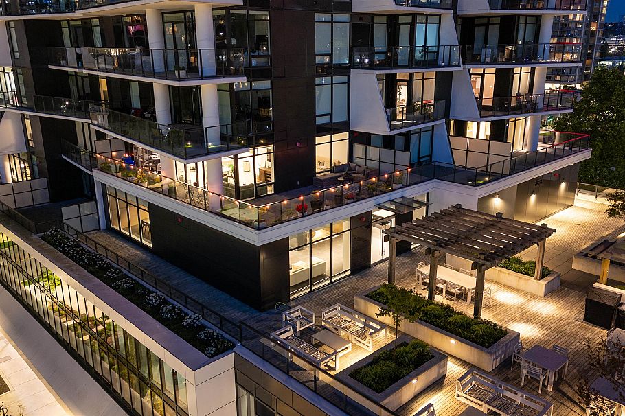 504 2181 Madison Avenue Burnaby, BC - 24