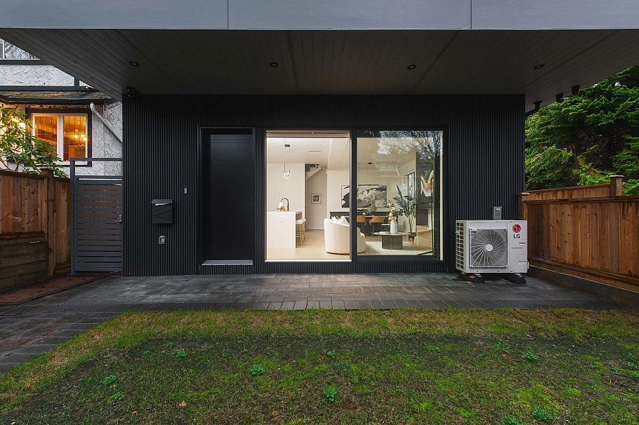 1 3232 W 38th Avenue Vancouver, BC - 16