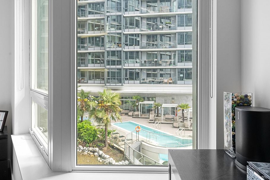 608 68 Smithe Street Vancouver, BC - 8