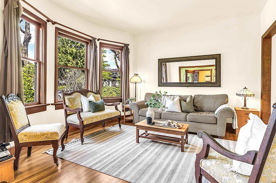 1756 E 7th Avenue Vancouver, BC - 4