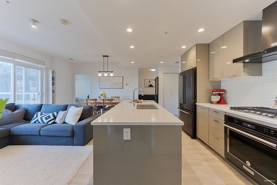 406 3581 Ross Drive Vancouver, BC - 6