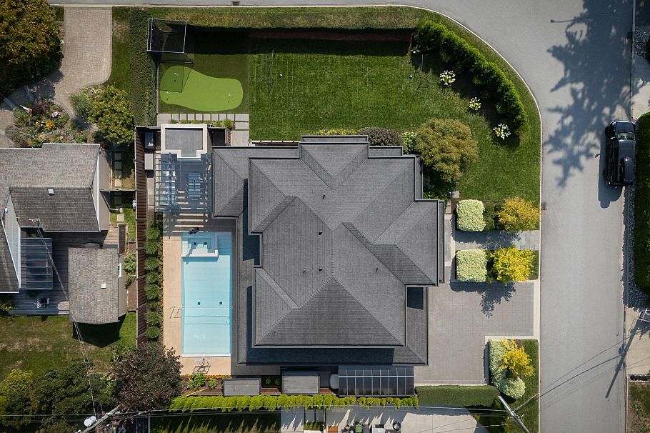 4230 Lions Avenue North Vancouver, BC - 22