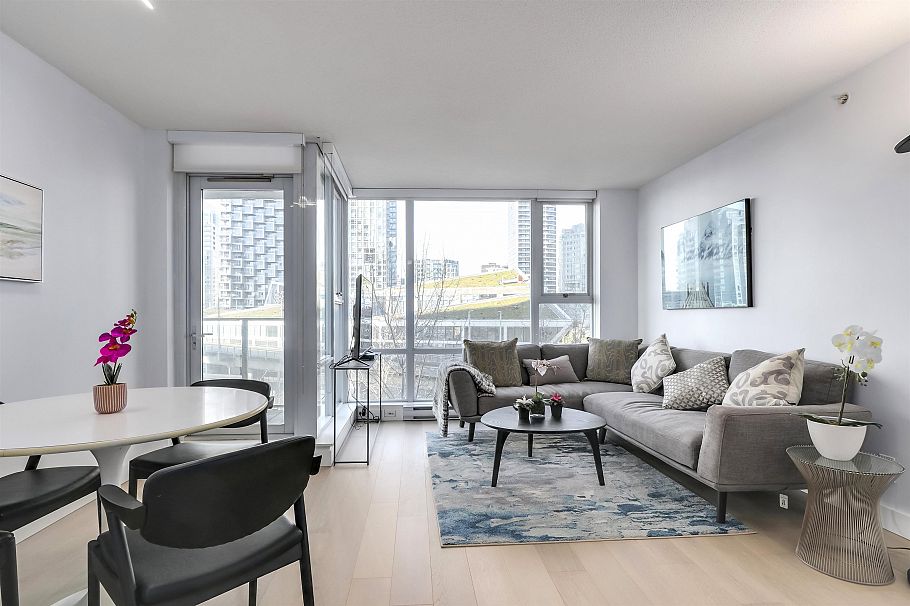 805 550 Pacific Street Vancouver, BC - 3