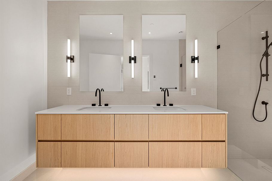 585 W 29th Avenue Vancouver, BC - 28