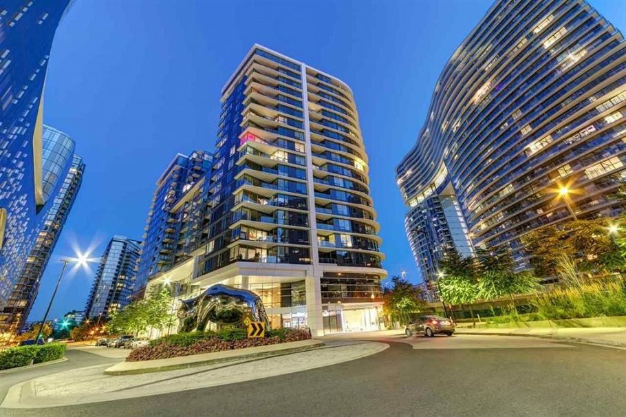 608 68 Smithe Street Vancouver, BC - 1