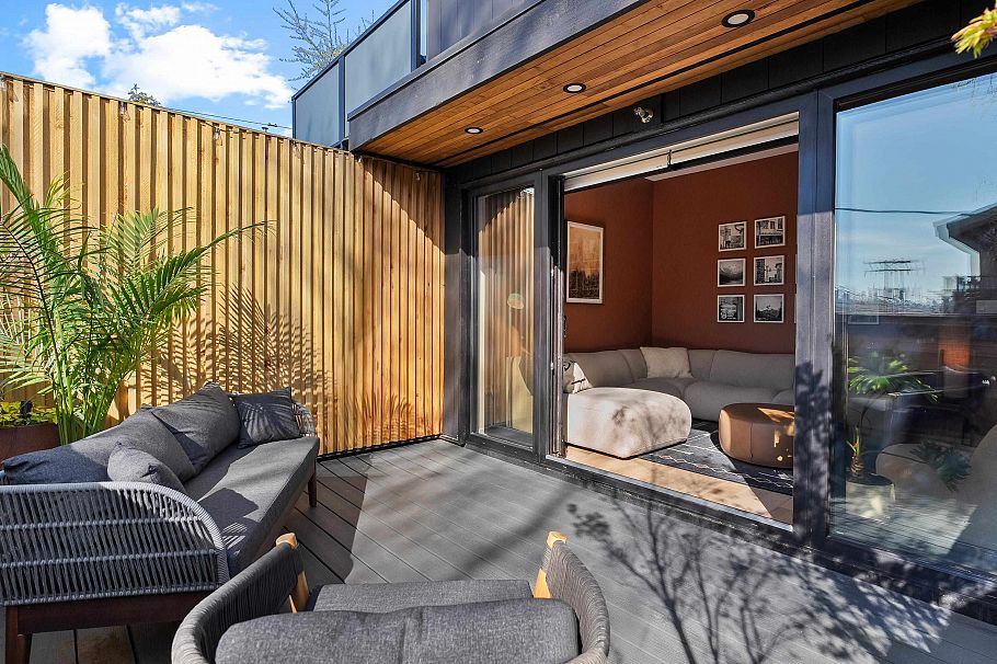 1331 Cotton Drive Vancouver, BC - 14