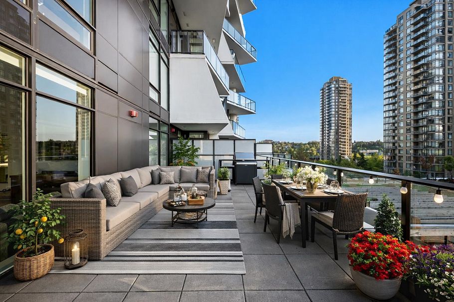 504 2181 Madison Avenue Burnaby, BC - 1