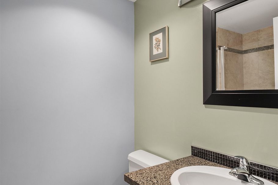 403 1436 Harwood Street Vancouver, BC - 10