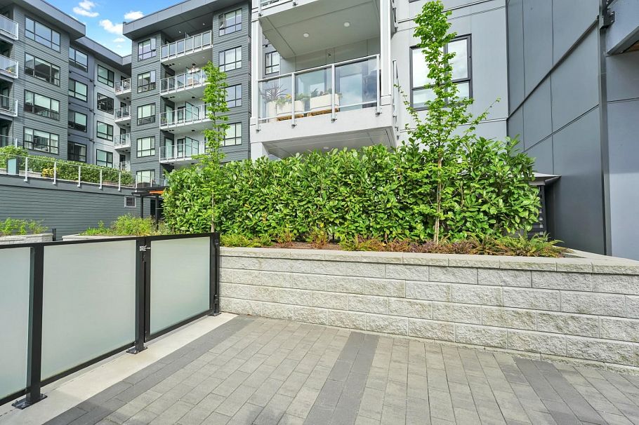 101 3596 Malsum Drive North Vancouver, BC - 28